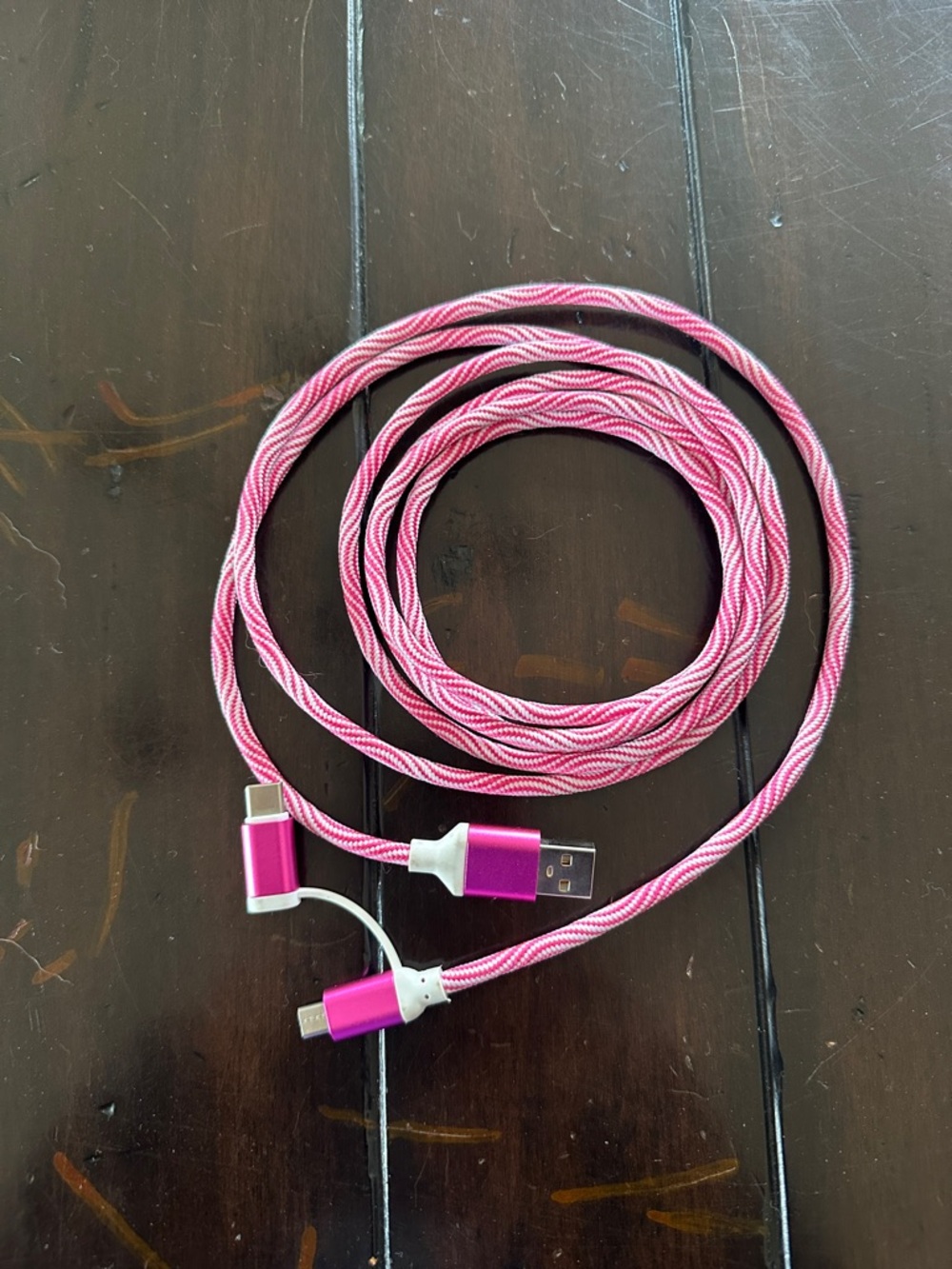 Universal 3-in-1 Charging Cable – Pink